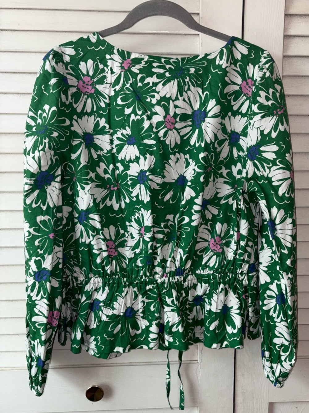 LOFT NWT Green Daisy Floral Tie Front Blouse Large Cottagecore Romantic Top - Picture 5 of 6